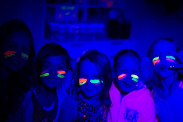 Glow Party (2)