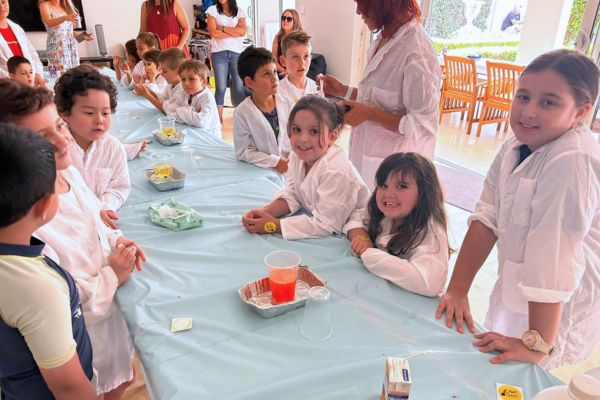 Boys and girls at cool Science Party